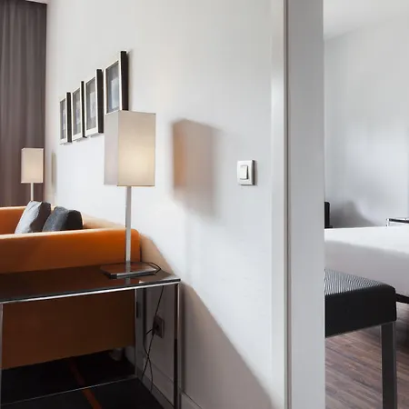 Palau De Bellavista By Urh Gérone